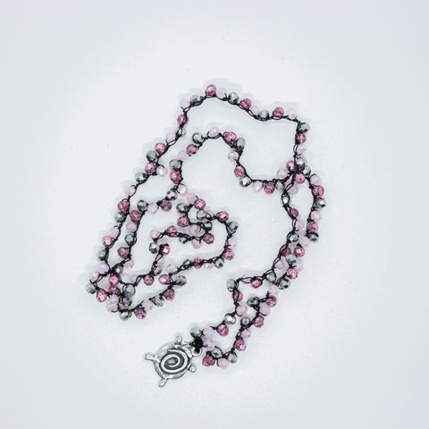 COLLANA CON PERLINE – ROSA